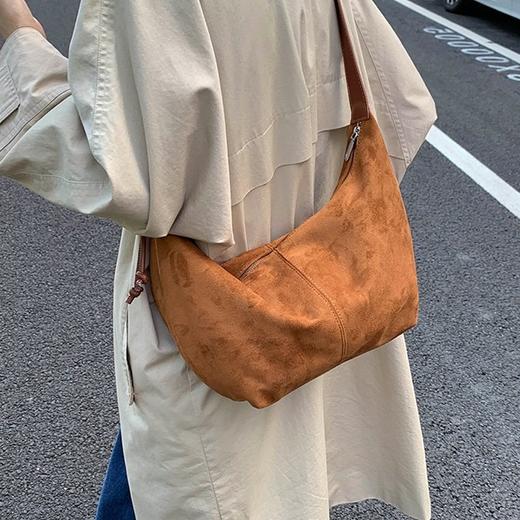 【梌野生】麂皮绒Hobo饺子包｜时尚百搭又能装，越背越离不开 商品图0