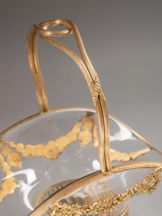 独角鹿西洋古董19世纪末法国出品路易十六风格花叶缎带主题铜鎏金精雕装饰水晶花果篮 商品图6