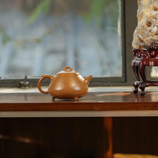 龙德堂陶艺 徐飞制《金权》原矿金砂段 230cc 库存请咨询客服 商品图1