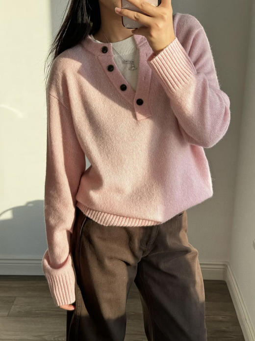 【高品质私服】【MC假两件粉色毛衣】宽松落肩版型，温柔显气质，假两件设计增加层次感G1657-CC【无标出货 介意慎拍】 商品图8