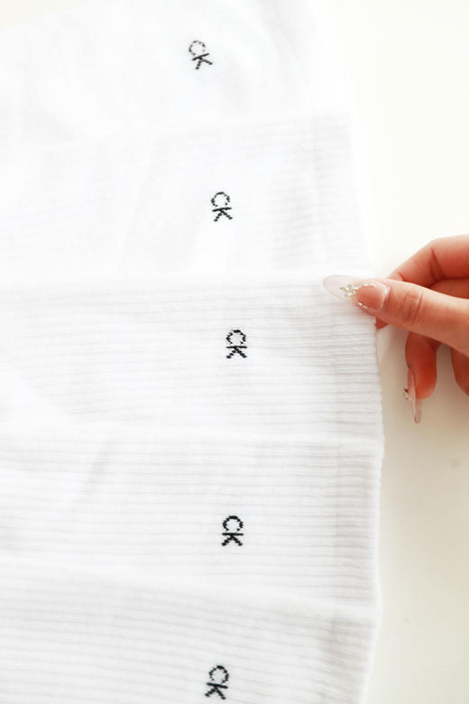 软支撑毛巾底袜子，一卡6双装。松弛感中筒全棉透气运动袜E012758 商品图2