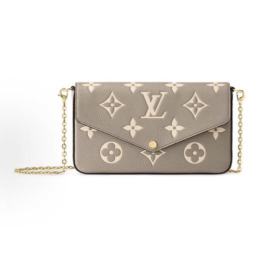 顶级免税版 VIP专柜体验 收到即官网同样 LV  Pochette Felicie 三合一链条包 比经典的老花摸起来手感更柔软，也更有质感👏🏻搭配金色细链条 满满贵气少女风 商品图0