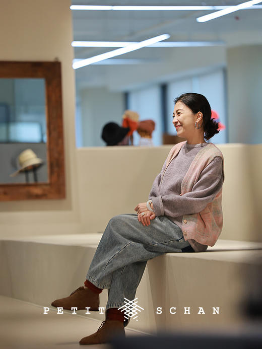 Petit Schan小闪 CLO#1032 Hazy peach blossoms 烟雨桃花 羊毛羊驼毛混纺渐变V领针织马甲 商品图3