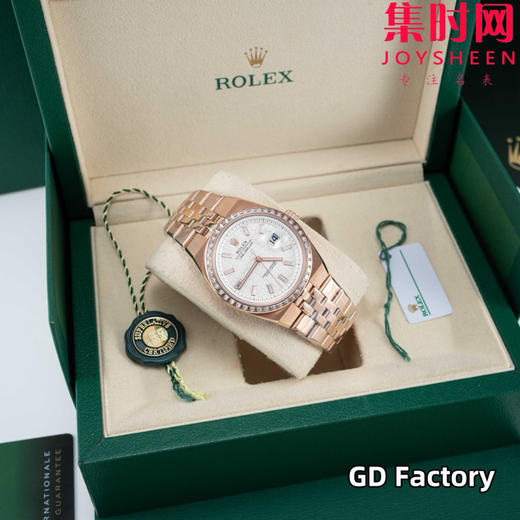 劳力士新款陆使型系列 全玫金透底 五珠带 男士腕表
搭载进口西铁城 商品图2