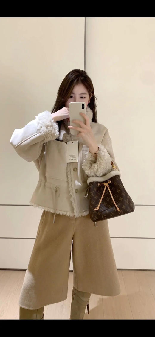 LV NéoNoé BB 羊羔毛 老花 水桶包​​ 商品图2