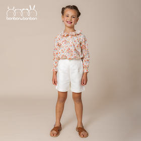 荷叶边碎花上衣