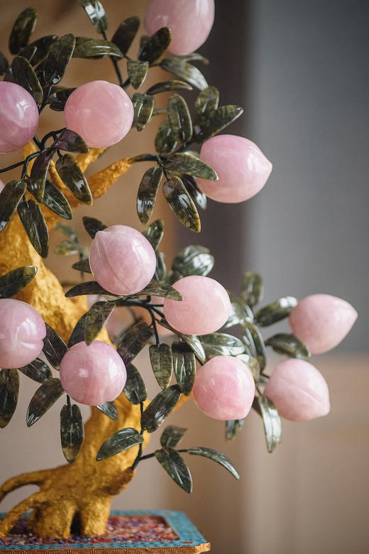 【已售】独角鹿西洋古董中国出品传统宝相花纹景泰蓝盆装饰「粉晶仙桃」珍宝像生盆景一对 商品图6