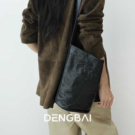 登白DENGBAI 头层手抓纹水桶包手抓纹褶皱水桶包头层牛皮1081 商品图4