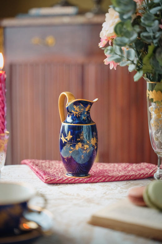 独角鹿西洋古董1866年代法国御窑塞弗尔出品东方风格蝴蝶花卉主题手绘描金装饰云朵蓝釉单人下午茶瓷器套件 商品图5