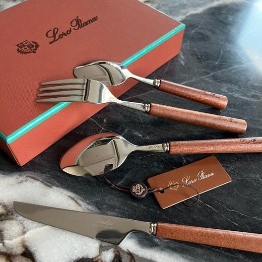 奢牌Loro Piana 外贸单 热爱生活热爱美食的你一定不能错过这套餐具❤️【lorapiana家居系列进口桃花心实木刀叉4件套】不仅好看实拍，还特别出片❗轻盈又贵气 商品图1