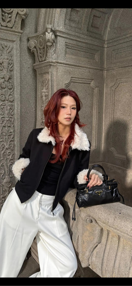 Prada Bonnie mini 黑金油蜡牛皮 斜挎包 商品图2