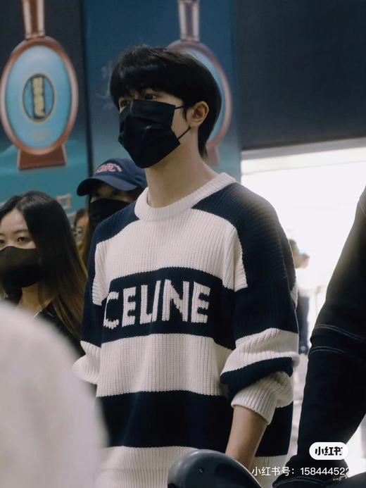 .清仓CELINE/赛琳 24秋冬新款明星同款字母提花条纹圆领毛衣、男女同款！！！条纹毛衣 商品图7