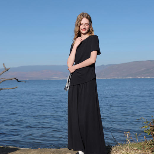 三彩2026春季新款慵懒T恤套装套头衫上衣半身裙长裙两件套M 商品图3