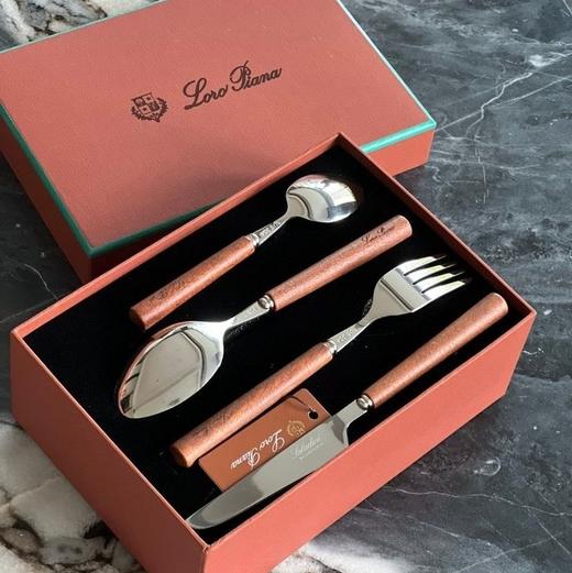 奢牌Loro Piana 外贸单 热爱生活热爱美食的你一定不能错过这套餐具❤️【lorapiana家居系列进口桃花心实木刀叉4件套】不仅好看实拍，还特别出片❗轻盈又贵气 商品图0