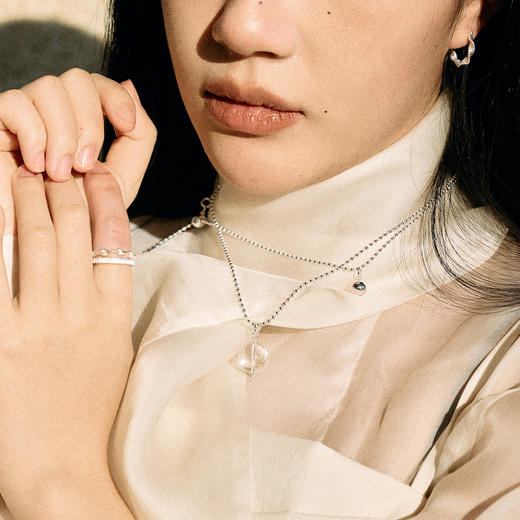 【新年礼物】alodia.co 品牌直发 冰眸白水晶银珠毛衣链可抽拉多戴项链 高级感长期主义百搭 商品图5