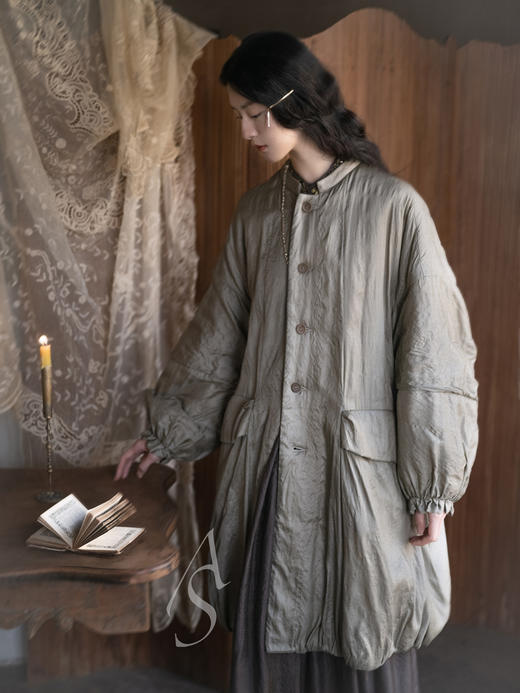 Phaedo 古榄绿野蚕丝立领廓形羊毛外套 商品图2