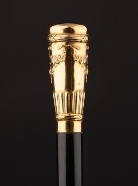 【已售】独角鹿西洋古董1920年代法国出品花卉缎带主题鎏金精雕杖柄装饰乌木色硬木杖身牛角杖脚古董手杖