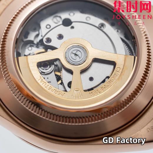 劳力士新款陆使型系列 全玫金透底 五珠带 男士腕表
搭载进口西铁城 商品图7