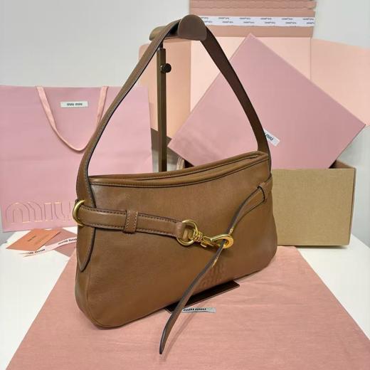 缪缪 5BC182 新品爆款腋下中古包（LZ） 商品图4