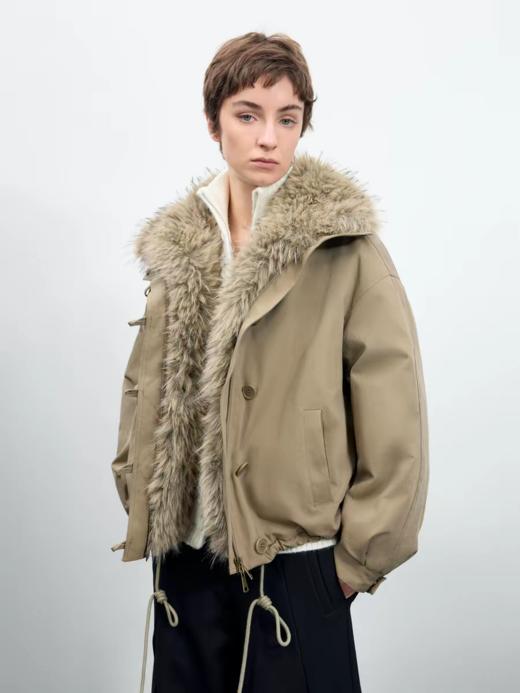 出逃赤岗西/25AWR020/复古可拆卸毛领廓形棉服 商品图0