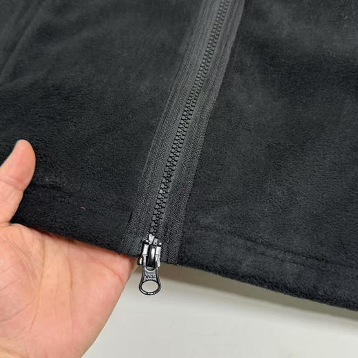 原单正品瑞典🇸🇪皇室御用，北极狐连帽外套，内里加绒。极致暖和的户外帽衫，科技面料，防风属性

黑色S-xxl 橄榄色L XL XXL 商品图5