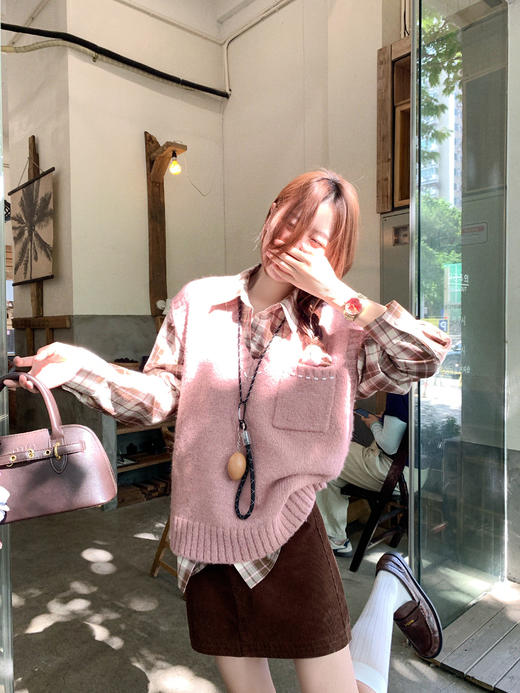 <曾小咸推荐>2.4现货秒杀 ！微信超特价！韩系复古格子衬衫 日常179.99 立减90 秒杀89.99！！粉色麻花毛衣  秒杀89.99！！ 商品图1