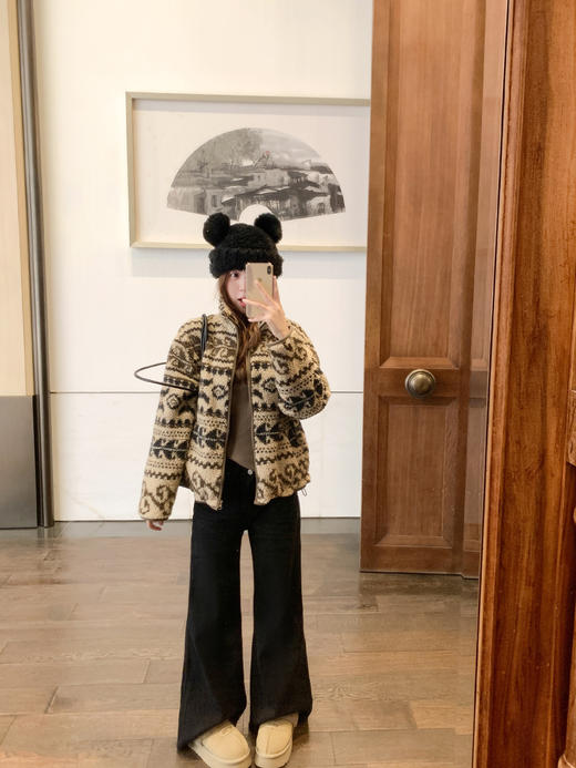 <曾小咸推荐>2.4现货秒杀 ！微信超特价！2色韩系加绒微喇牛仔裤 日常229.99 立减130 秒杀99.99！！米白色毛衣秒杀89.99！ 商品图5