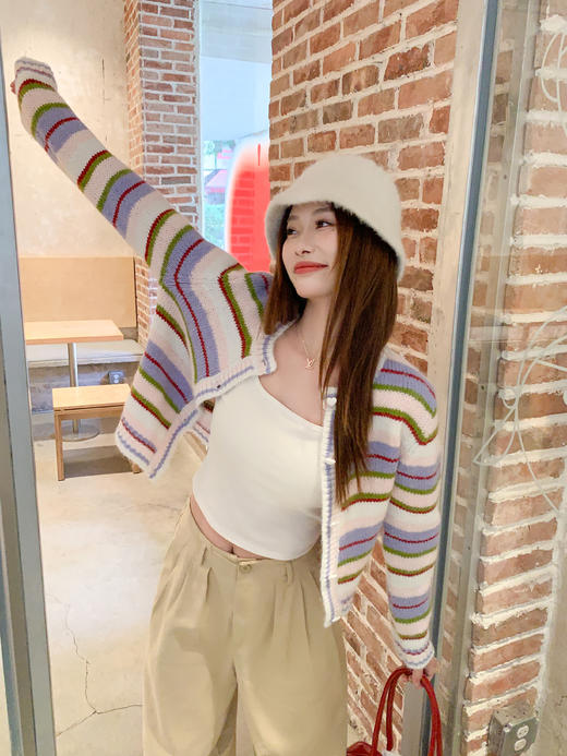 <曾小咸推荐>2.6现货秒杀 ！微信超特价！韩系彩色条纹毛织开衫 日常229.99 立减140 秒杀89.99！！ 商品图7