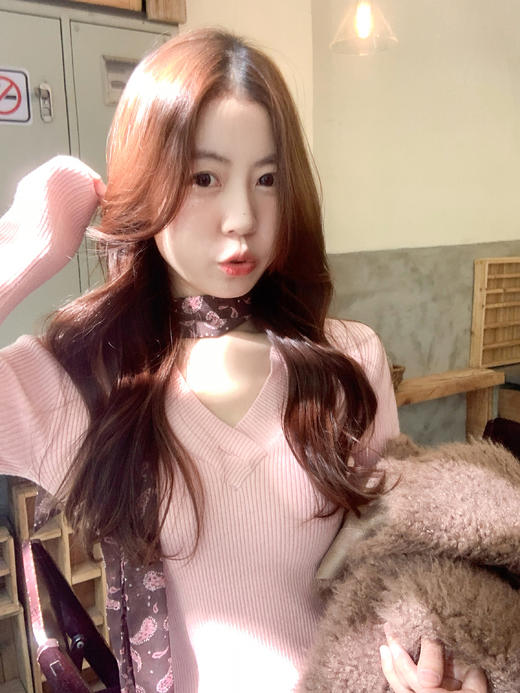 <曾小咸推荐>2.4现货秒杀 ！微信超特价！韩系V领针织衫 日常169.99 立减90 秒杀79.99！！ 商品图8