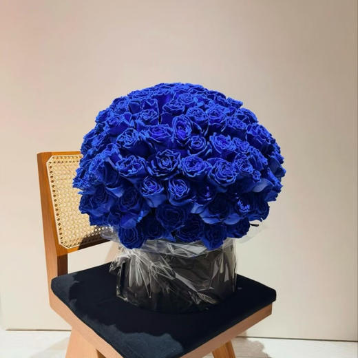 厄瓜多尔进口玫瑰TIN DEEP BLUE  VELVET蓝色天鹅绒Jennie同款蓝丝绒10支 商品图0