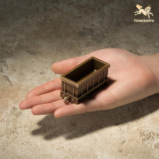 铜师傅 见微系列《蒸汽机车》办公室火车模型铜摆件 家居铜工艺品 商品图7