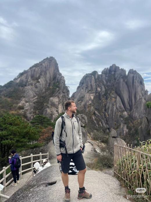 F012804秋冬新品纯色舒适保暖立领拉链抓绒衣外套 商品图11