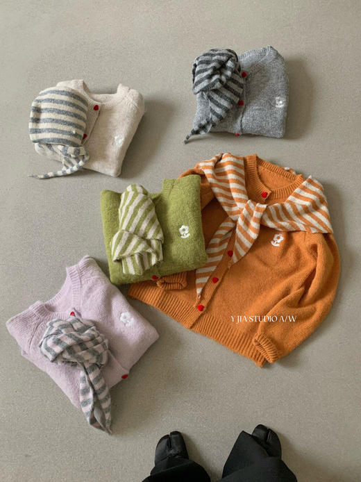 老米优品🎈 3月8日起发货！《带披肩！刺绣小花朵爱心扣针织开衫》含9.4%绵羊毛，柔软亲肤，保暖舒适。 商品图10