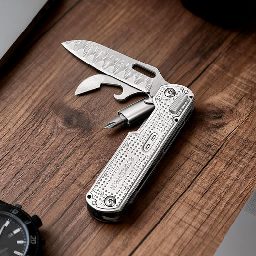 SWISS+TECH 瑞士科技 11合1 蜥结龙大马士革主刃多功能工具户外组合剪刀 商品图3