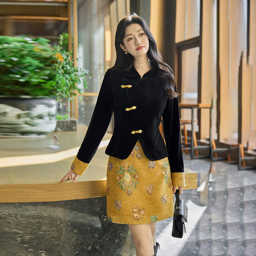 奢姿大码女装2025冬季胖妹妹时尚黄花套装气质复古简约休闲穿搭9954970766 商品图1