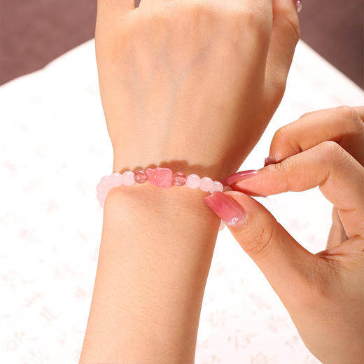 【祈愿吉品】狐狸粉水晶玛瑙手链女 商品图3