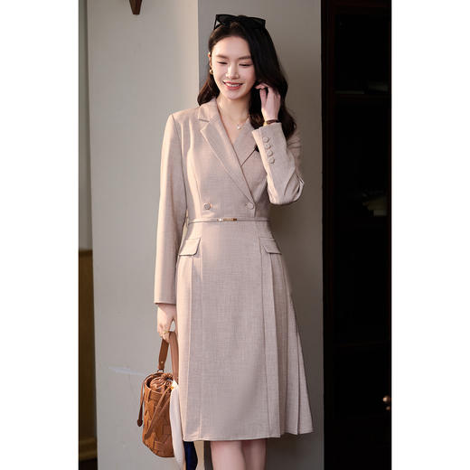 【赠定制腰带】燕麦肌理感西装裙 设计感百褶拼接 刚柔并济 低调颜色自带高级滤镜  米思阳2026春季新款通勤ol风西装连衣裙百褶收腰A字裙0016 商品图2