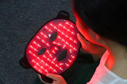 光子嫩肤面膜仪 4月中旬发货｜红蓝黄光三合一 红光美容仪 240颗灯珠 5-10w led面罩美容仪 升级版 紧致肌肤 祛痘消炎 商品图3