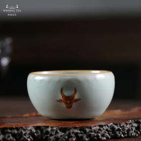 问鼎汝瓷天青牛首战鼓杯（红牛）