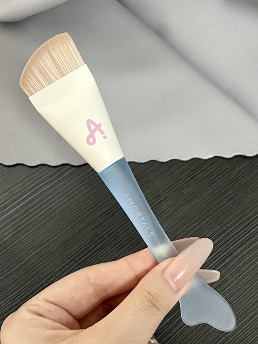 尔木萄鱼尾粉底刷不吃粉底一字型无痕上妆丝滑新手化妆刷子 商品图2