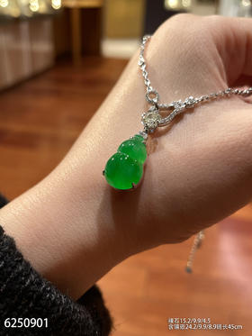 葫芦吊坠。 81999【6250901】