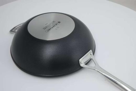 法国国宝级厨具品牌LE CREUSET，铸铁锅领域地位高，品质有口碑 商品图6