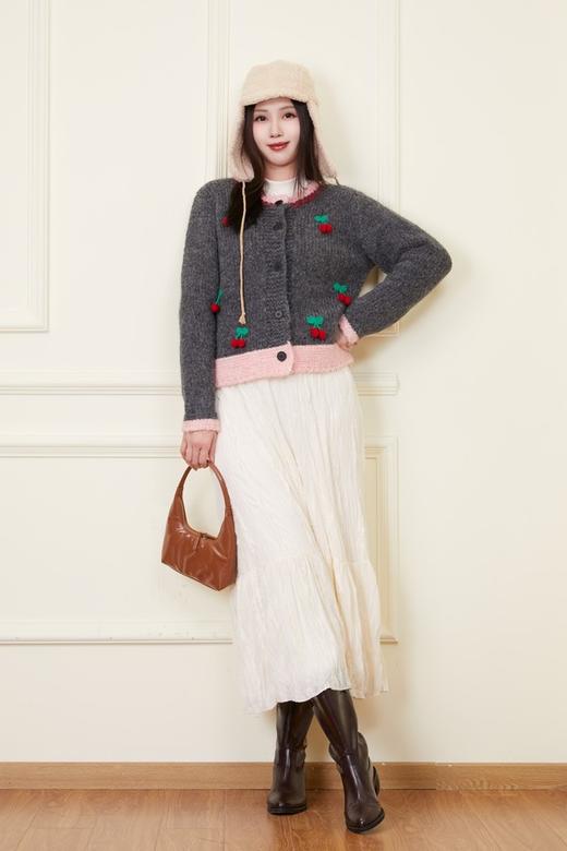 ANSUABEL 重工樱桃粉灰撞色甜美针织开衫 21894 商品图3