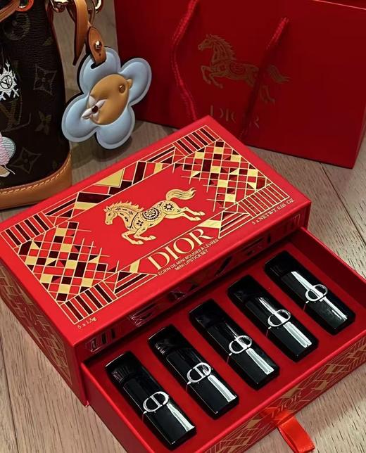 【美丽全开】DIOR/迪奥 2026马年限定丝绒口红礼盒1.5g*5 （#999丝绒#720丝绒#188丝绒#228丝绒#888丝绒）两款礼盒随机发 商品图2