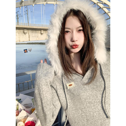 <曾小咸推荐>2.9现货秒杀 ！微信超特价！毛边连帽针织连衣裙 日常219.99 立减120 秒杀99.99！！ 毛呢外套 秒杀179.99！ 商品图2