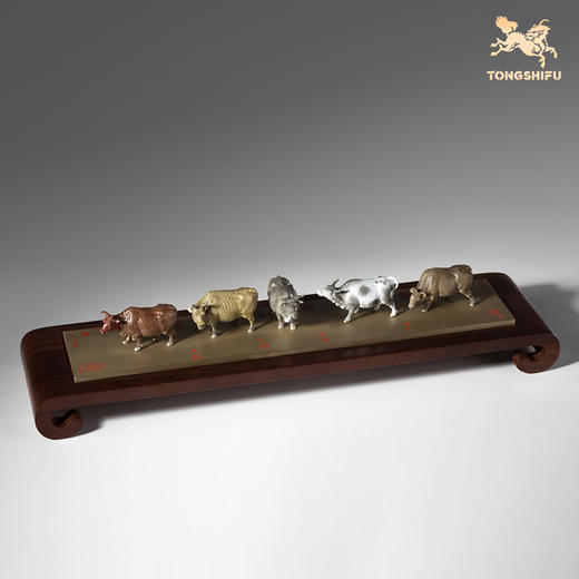 铜师傅 见微系列《五牛迎福》办公室铜牛摆件 家居装饰工艺品 商品图2