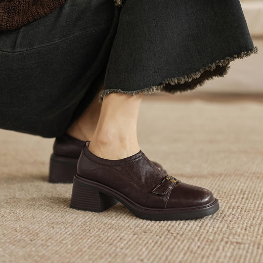 阿么手工女鞋山茶花小方头学院风乐福鞋粗跟6CM春季复古百搭单鞋 商品图4