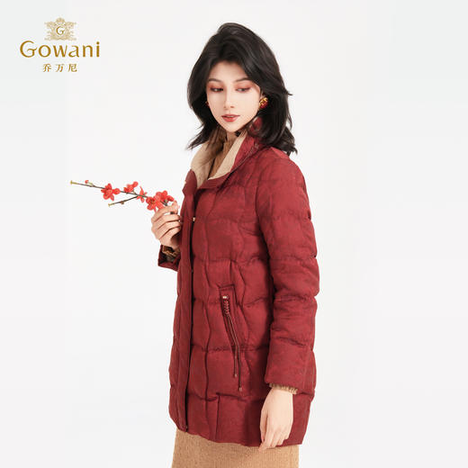 【鹅绒】乔万尼新品提花绗线轻奢感立领白鹅绒宽松羽绒服ED4T853 商品图7