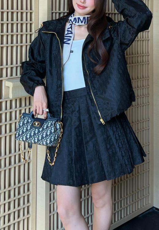 女款暗纹提花百褶半裙 可配套装he010 商品图3