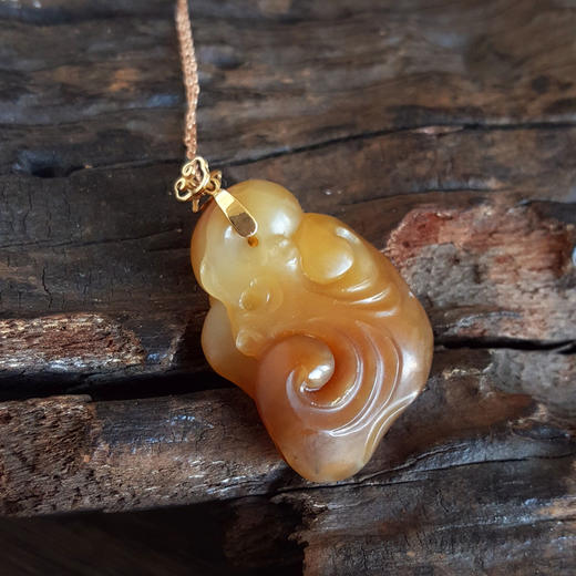 【天然正品】AU750黄金镶天然新疆料细腻油润度佳如意（万事如意）糖白玉和田玉吊坠项链36.4*21.3*9.2MM（皆取最大值）170126NJS73 商品图6